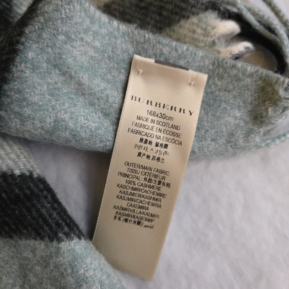 Burberry Check Pastel Mint Green and Black Plaid 100% Cashmere Fringe Scarf MI3 - Picture 3 of 6